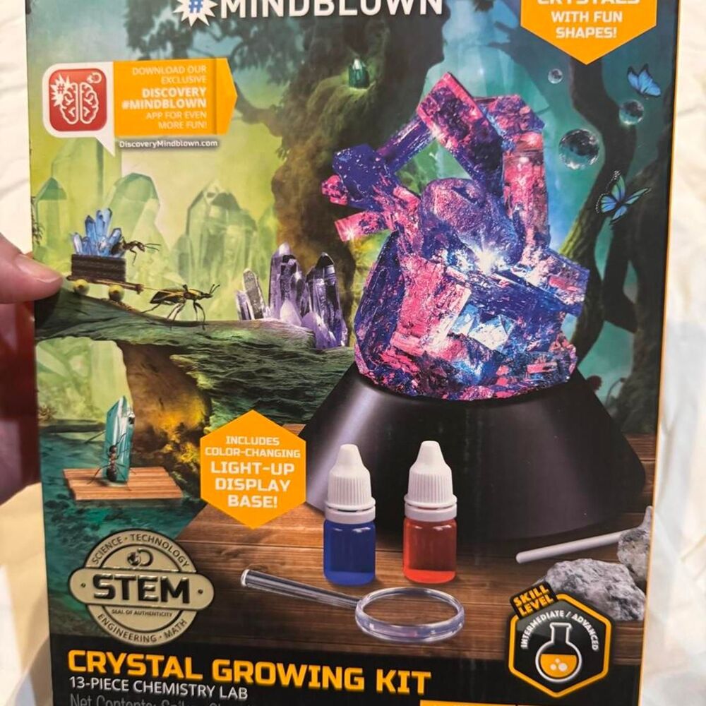 New Discovery Mindblown Crystal Growing Kit